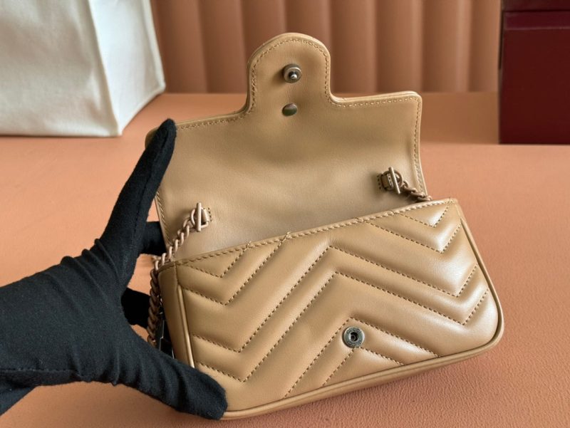 Gucci GG Marmont 16.5 Bag All Beige Calfskin 248378