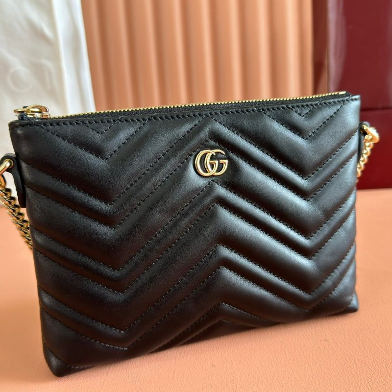 GG Marmont Pochette With Chain Black Cowhide 255061