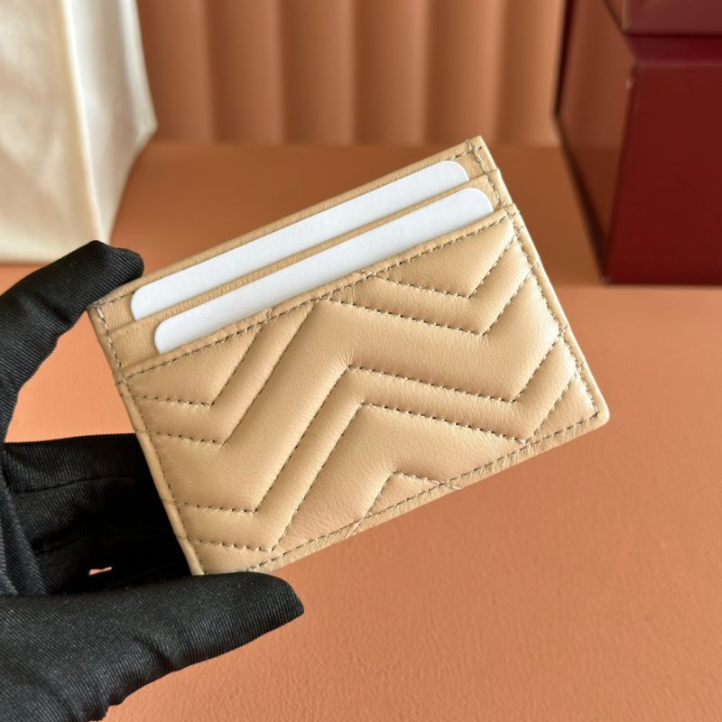 Gucci Marmont Card Wallet Beige Calfskin 254955