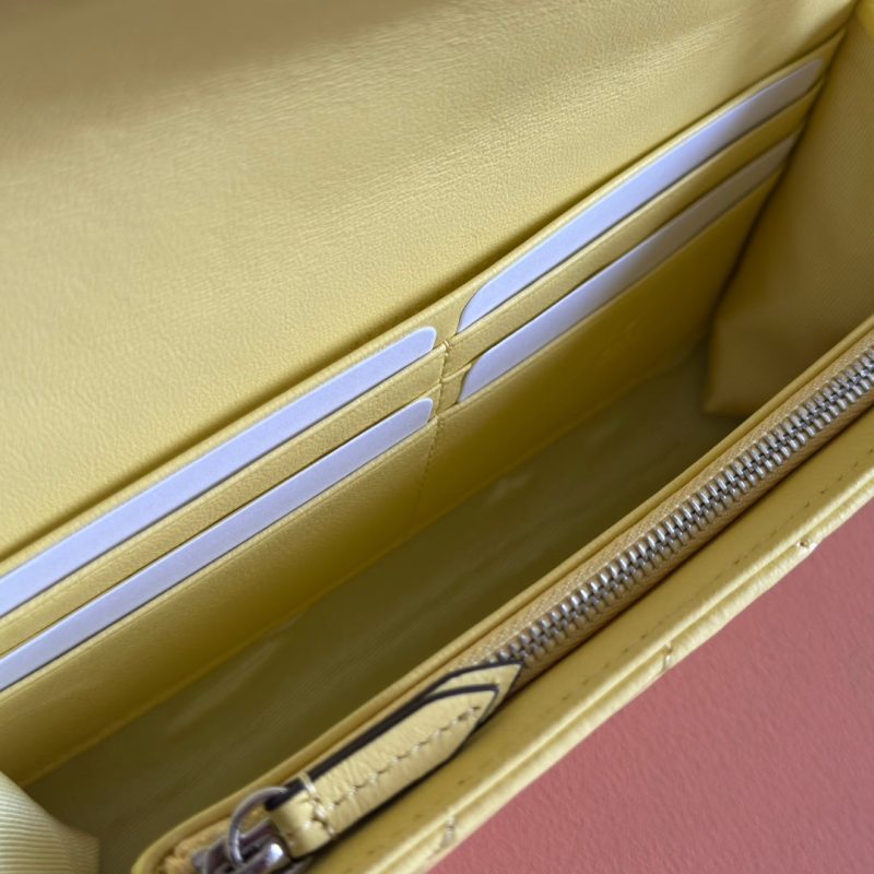 Gucci Marmont Chain Wallet Yellow Cowhide 254973