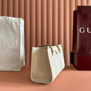 GG Marmont Matelasse Tote Beige Leather 271804