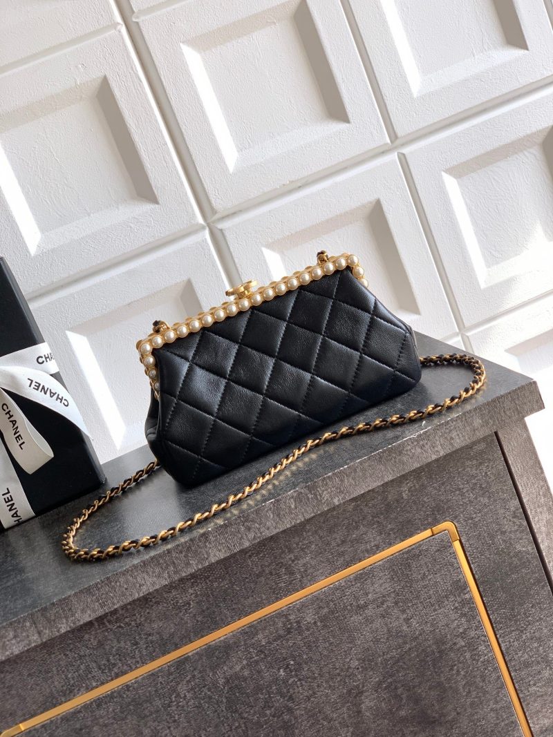 Chanel 2026 Pearl Clutch Black Gold Lambskin 321877