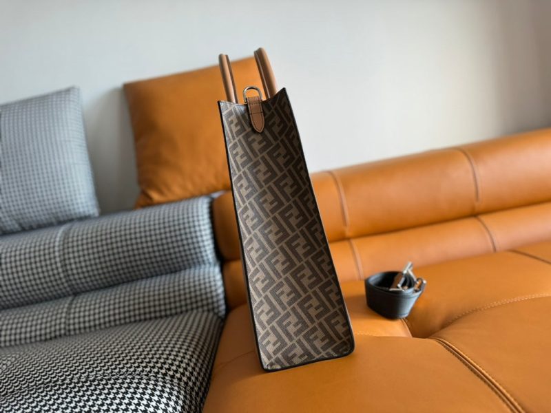 FendiI 38 BAG FF MONOGRAM FF CAMEL BROWN CALFSKIN WITH STRAP