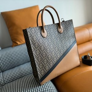 FendiI 38 BAG FF MONOGRAM FF CAMEL BROWN CALFSKIN WITH STRAP