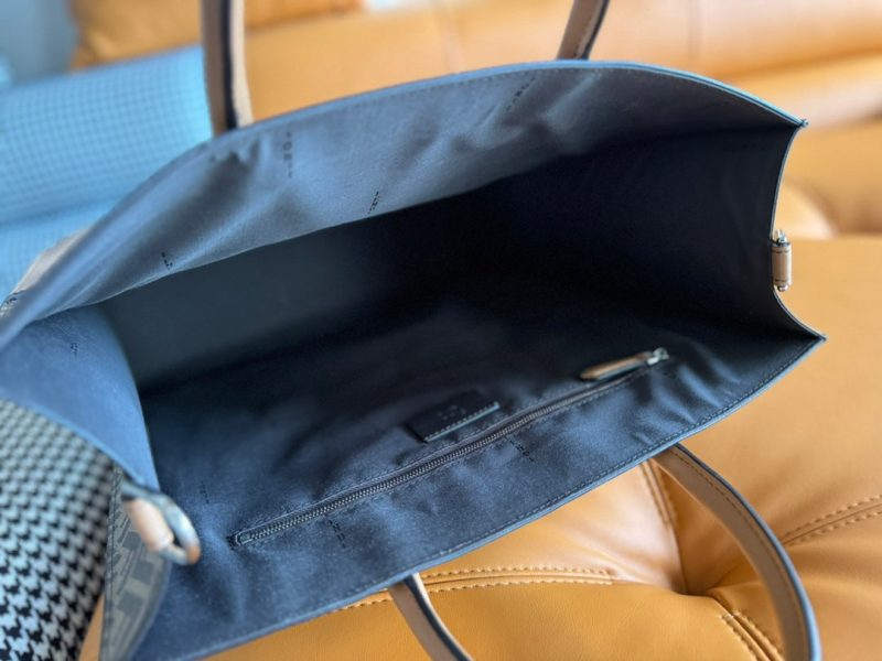 FendiI 38 BAG FF MONOGRAM FF CAMEL BROWN CALFSKIN WITH STRAP