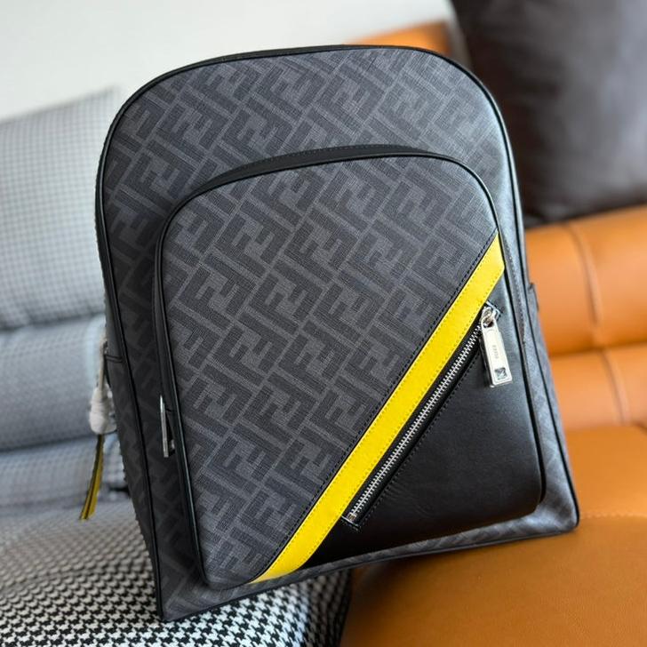 img_9e3257fd_20231201_i1701407910_524_0_jpg FendiI 44 MINI BACKPACK IN BLACK MONOGRAM JACQUARD FABRIC AND CALFSKIN