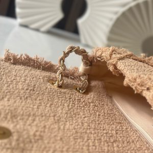 img_a5af95f4_20250403_i1743670716029_5399_0_6_jpg CC Nature Flap Bag 27cm Beige Tweed 275480