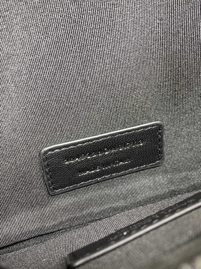 YSL Black Hardware Logo Zipper Clutch 23cm Black Caviar Cowhide