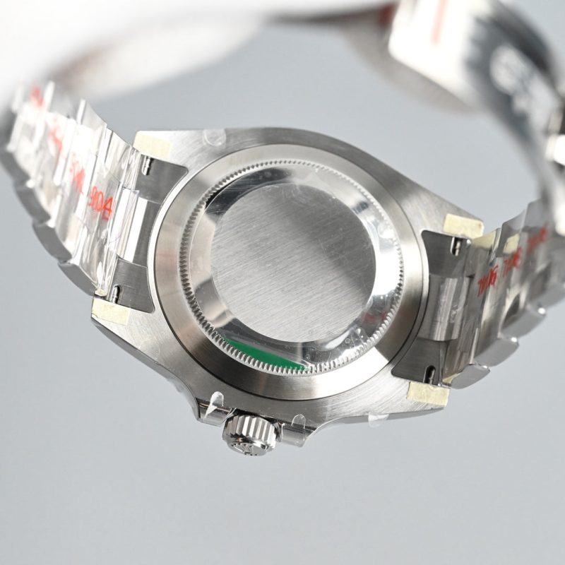 Rolex Submariner 41mm Silver Green Black Dial