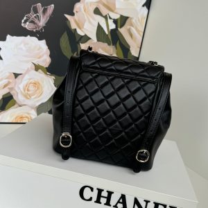 duma backpack 22cm black lambskin light gold hardware