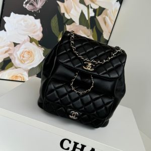 duma backpack 22cm black lambskin light gold hardware