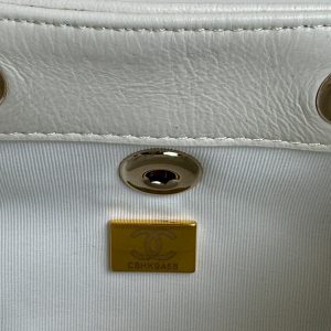 duma backpack 18cm white lambskin light gold hardware