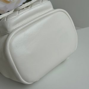 duma backpack 18cm white lambskin light gold hardware