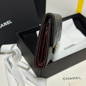 img_b885826e_20240305_i1709573326_6241_1_jpg CC CClassic Small Flap Wallet Black Quilted Caviar Gold Buckle 243686