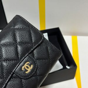 img_b885826e_20240305_i1709573327_6101_8_jpg CC CClassic Small Flap Wallet Black Quilted Caviar Gold Buckle 243686