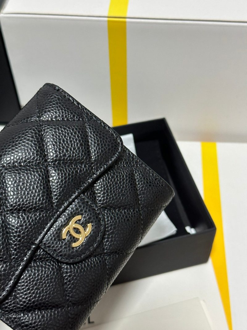 img_b885826e_20240305_i1709573327_6101_8_jpg CC CClassic Small Flap Wallet Black Quilted Caviar Gold Buckle 243686