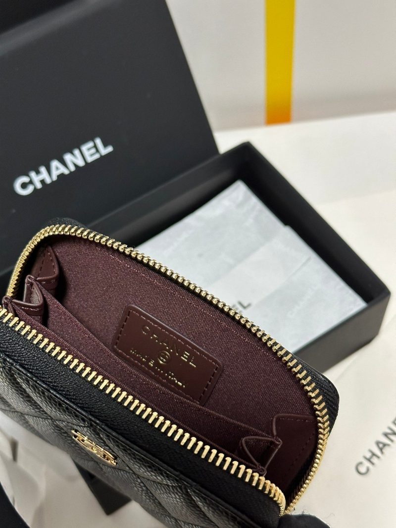 img_b885826e_20240305_i1709573879_2514_4_jpg CC Classic Zipped Coin Purse Black Quilted Caviar Gold Buckle 243691