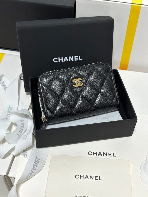 img_b885826e_20240305_i1709573879_5547_1_jpg CC Classic Zipped Coin Purse Black Quilted Caviar Gold Buckle 243691