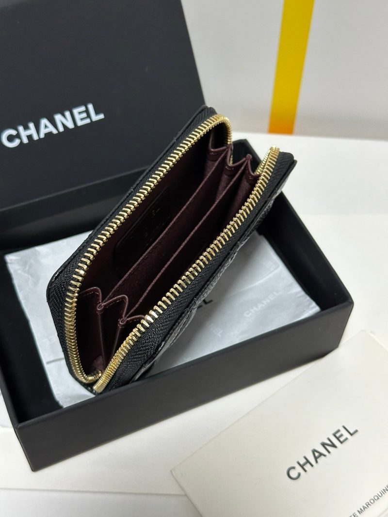 img_b885826e_20240305_i1709573879_8003_2_jpg CC Classic Zipped Coin Purse Black Quilted Caviar Gold Buckle 243691