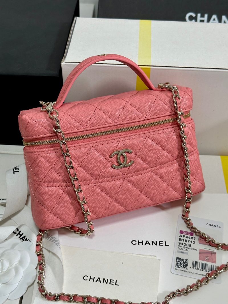 CC 25C Vanity Case 19.5cm Salmon Pink Calfskin Silver Hardware 243635