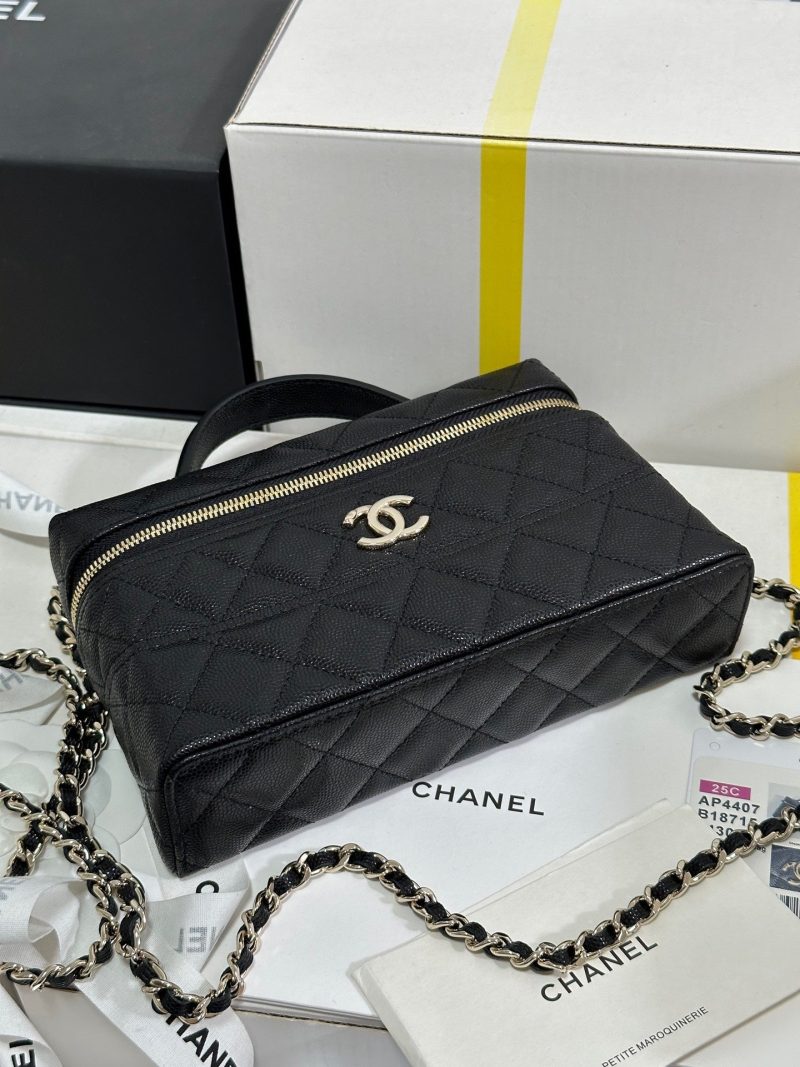 img_b885826e_20250110_i1736507484949_7680_0_7_jpg CC 25C Vanity Case 19.5cm Black Calfskin Silver Hardware 243640