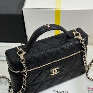 img_b885826e_20250110_i1736507485409_1461_0_1_jpg CC 25C Vanity Case 19.5cm Black Calfskin Silver Hardware 243640