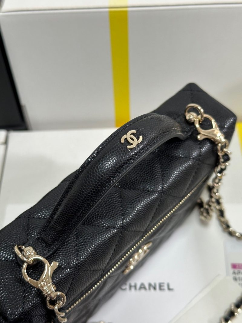img_b885826e_20250110_i1736507485908_1361_0_4_jpg CC 25C Vanity Case 19.5cm Black Calfskin Silver Hardware 243640