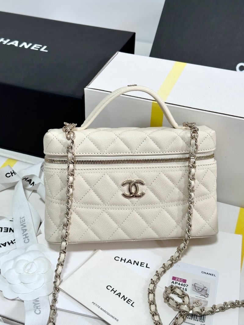 img_b885826e_20250117_i1737090076212_4315_0_0_jpg CC 25C Vanity Case Ivory White Calf Leather Silver Hardware 243660