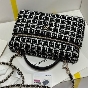 img_b885826e_20250117_i1737113045636_6706_0_8_jpg CC 25C Vanity Case Black White Tweed Light Gold Hardware 243667