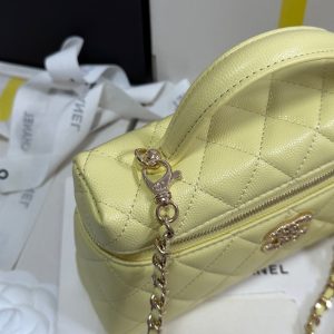 CC 25P Vanity Case 19.5cm Yellow Pastel Calfskin Heart Rhinestone 243607