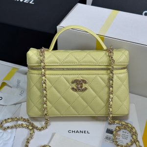 CC 25P Vanity Case 19.5cm Yellow Pastel Calfskin Heart Rhinestone 243607