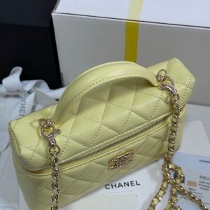 CC 25P Vanity Case 19.5cm Yellow Pastel Calfskin Heart Rhinestone 243607