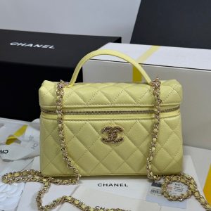 CC 25P Vanity Case 19.5cm Yellow Pastel Calfskin Heart Rhinestone 243607