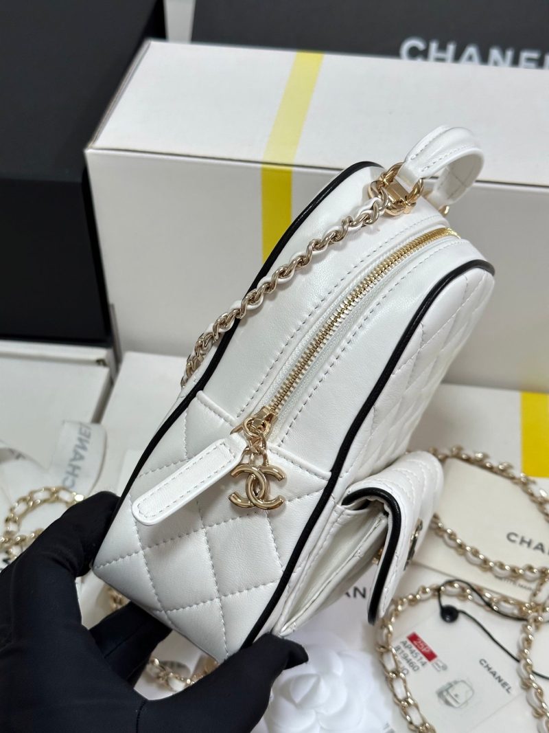 img_b885826e_20250324_i1742814838920_9704_0_4_jpg CC 25P Mini Backpack 18 White Black Lambskin Gold Hardware 243521