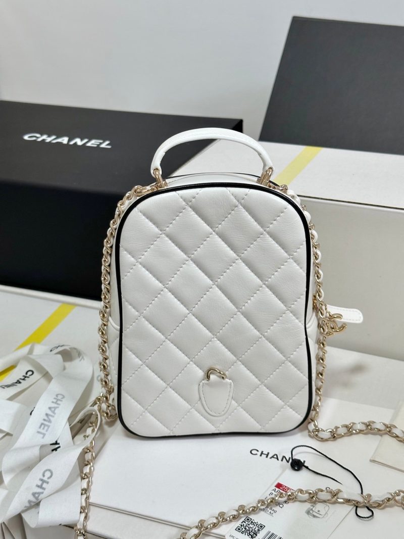 img_b885826e_20250324_i1742814838934_8039_0_7_jpg CC 25P Mini Backpack 18 White Black Lambskin Gold Hardware 243521