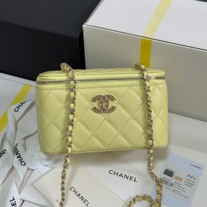 CC 25C Vanity Case 17cm Yellow Caviar Leather Heart Rhinestone Light Gold Hardware 243418