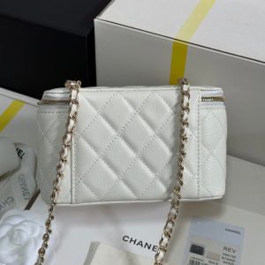 CC 25C Vanity Case 17cm White Caviar Leather Heart Rhinestone Light Gold Hardware 243421