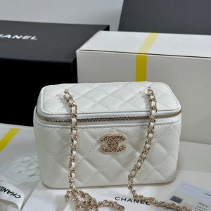 CC 25C Vanity Case 17cm White Caviar Leather Heart Rhinestone Light Gold Hardware 243421