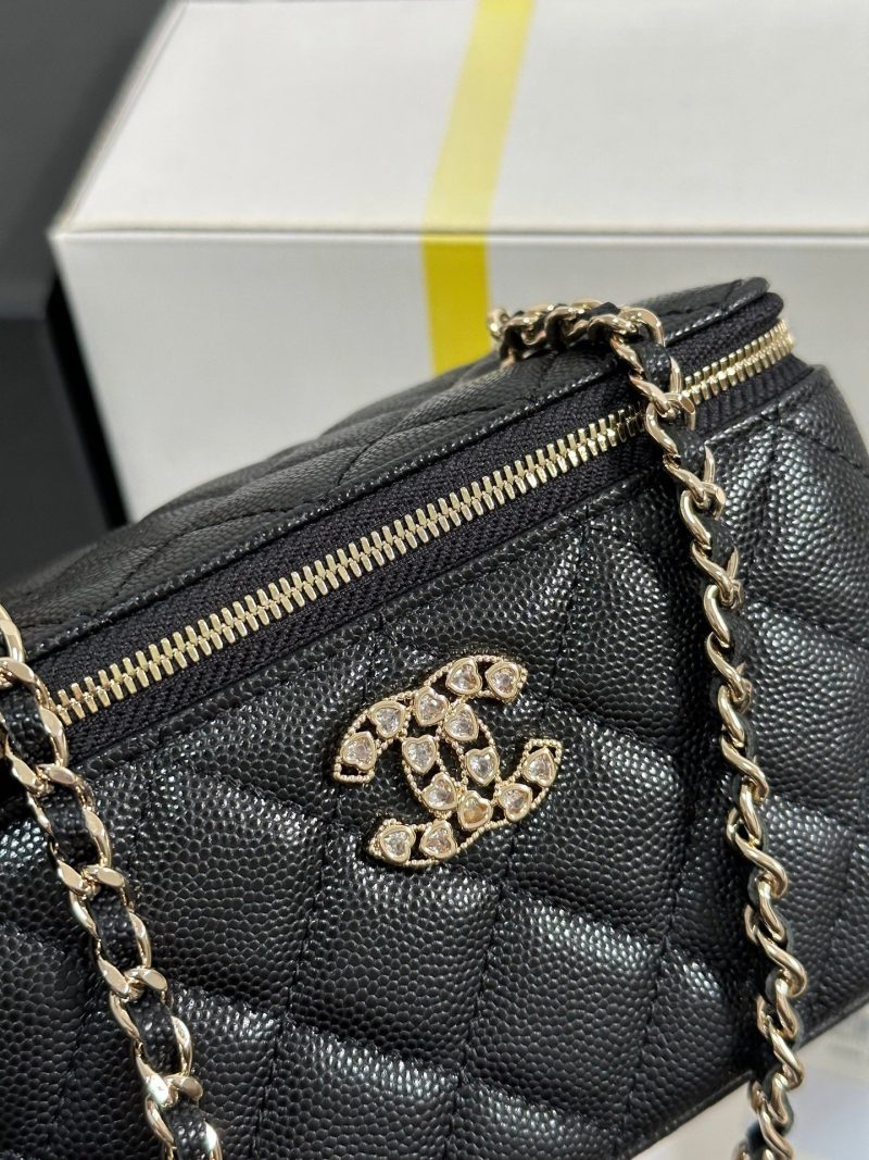 CC 25C Vanity Case 17cm Black Caviar Leather Heart Rhinestone Light Gold Hardware 243427