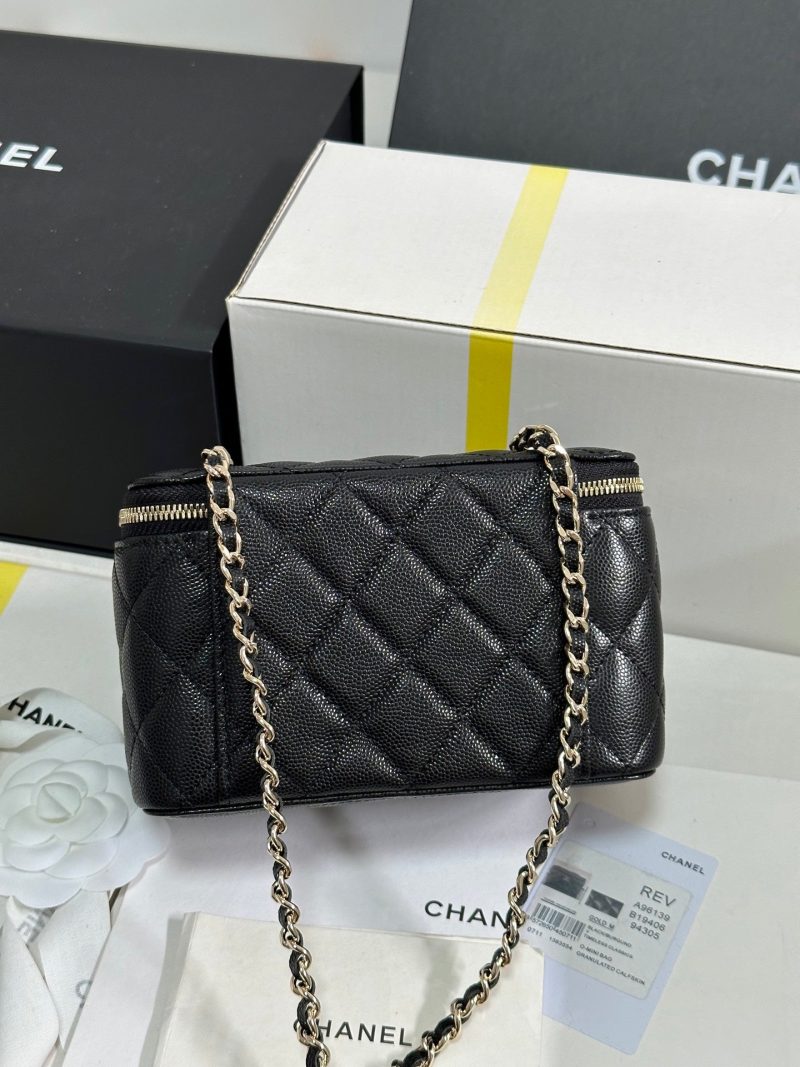 CC 25C Vanity Case 17cm Black Caviar Leather Heart Rhinestone Light Gold Hardware 243427