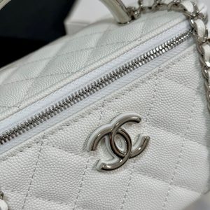 img_b885826e_20250328_i1743136375353_6131_0_3_jpg CC 25P Vanity Case 17cm White Leather Silver Hardware 243460
