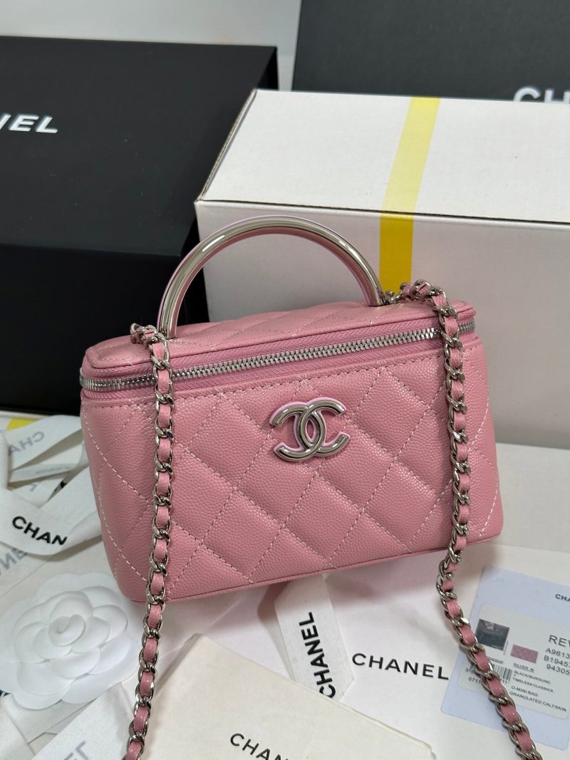img_b885826e_20250328_i1743136499902_8523_0_1_jpg CC 25P Vanity Case 17cm Pink Pastel Leather Silver Hardware 243463