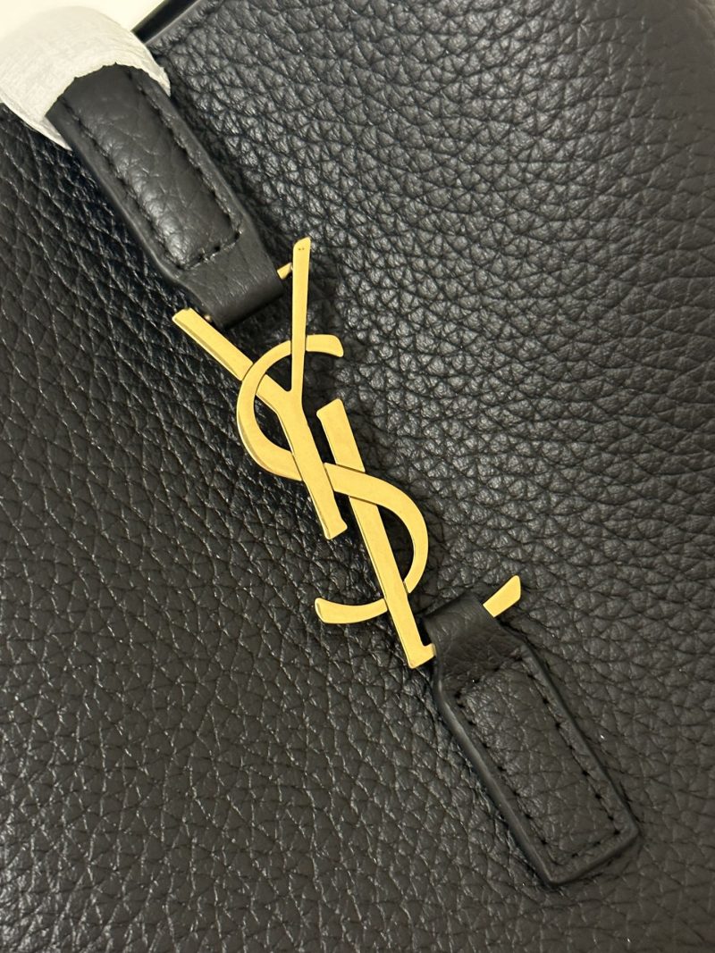 le 5a7 baby 15cm black grained leather