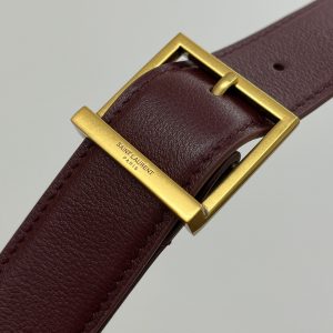 LE 5 À 7 LARGE SUPPLE 31 IN WINE RED GRAINED CALFSKIN