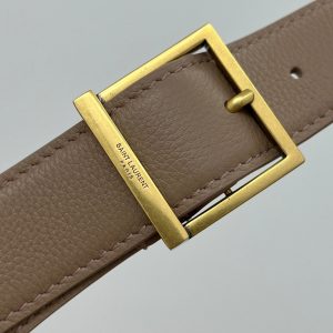 LE 5 À 7 LARGE SUPPLE 31 IN LIGHT BROWN GRAINED CALFSKIN