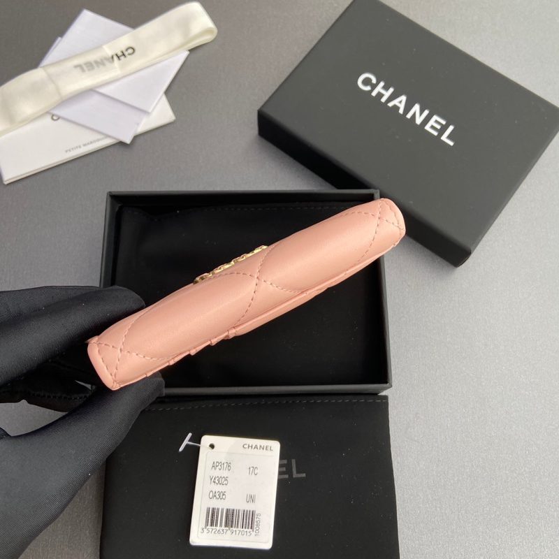 CC 19 Zipper Card Holder Pink Sheepskin GHW 234764