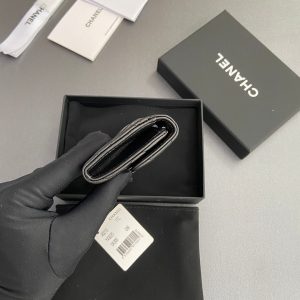 CC Zipper Flap Card Holder Black Sheepskin Sliver Steel 234675