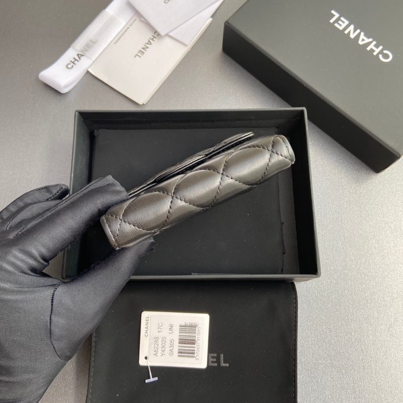 CC 82288 Classic Flap Wallet Black Sheepskin Polished Silver 229878