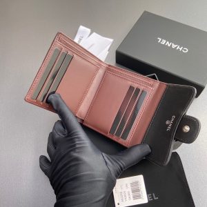 CC 82288 Classic Flap Wallet Black Sheepskin Polished Silver 229878