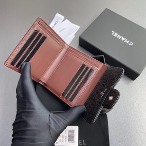 CC 82288 Classic Flap Wallet Black Caviar Polished Silver 229880